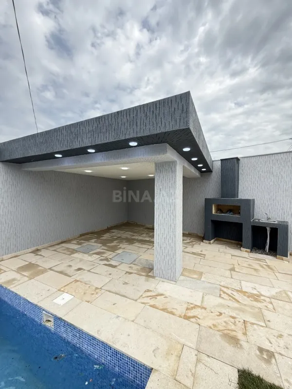 Satılır 4 otaqlı həyət evi 135 m²
