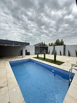 Satılır 4 otaqlı həyət evi 135 m²