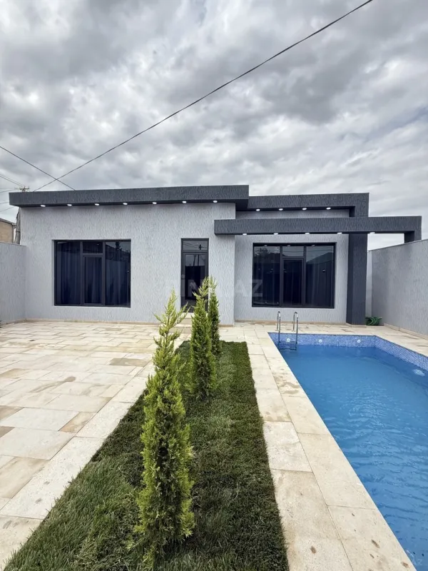Satılır 4 otaqlı həyət evi 135 m²