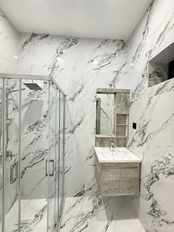 Satılır 4 otaqlı həyət evi 140 m²