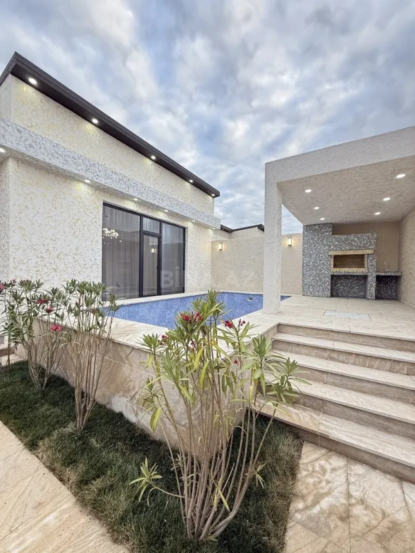 Satılır 4 otaqlı həyət evi 140 m²