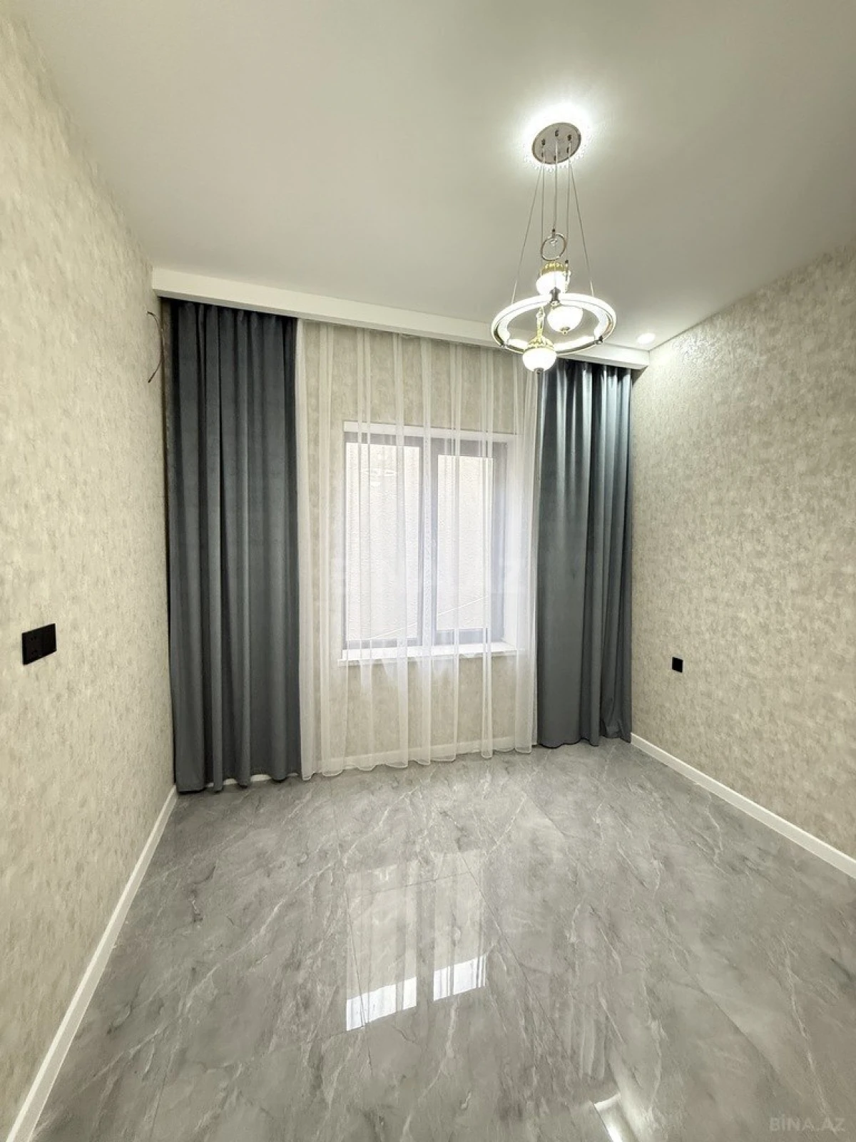 Satılır 4 otaqlı həyət evi 140 m²