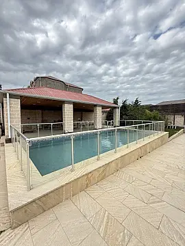 Satılır 5 otaqlı həyət evi 225 m²