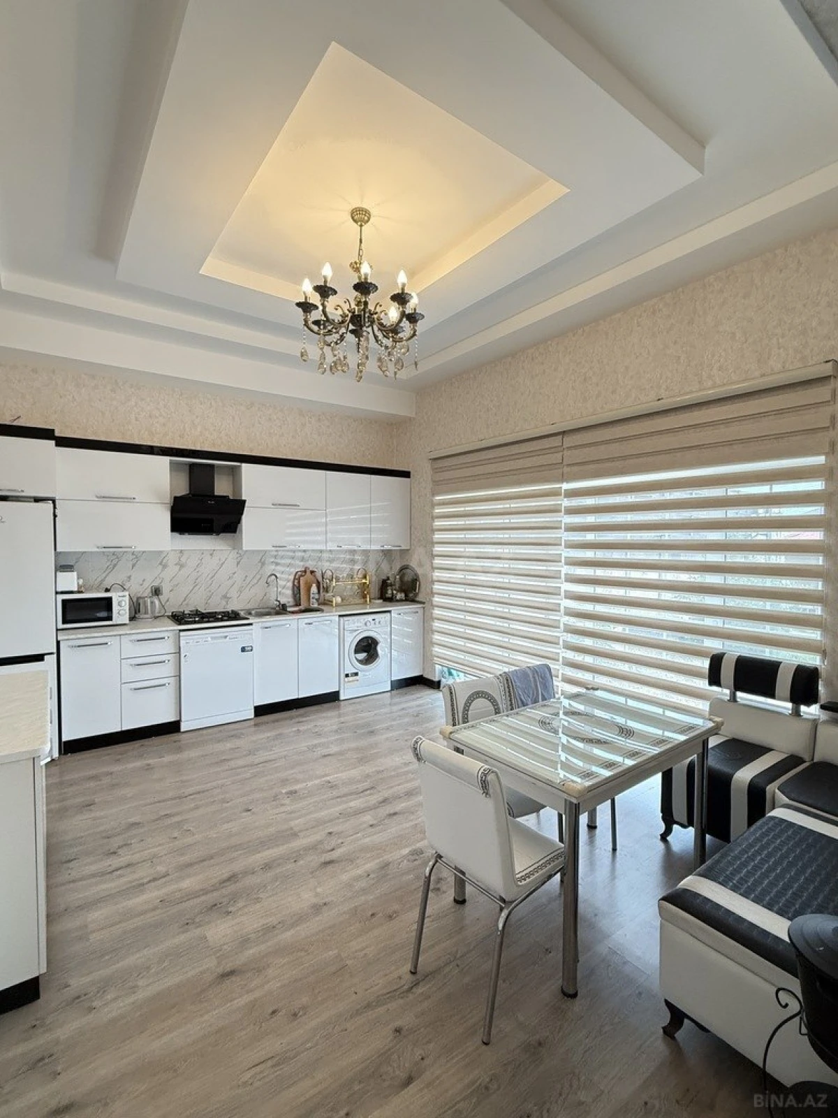 Satılır 5 otaqlı həyət evi 225 m²