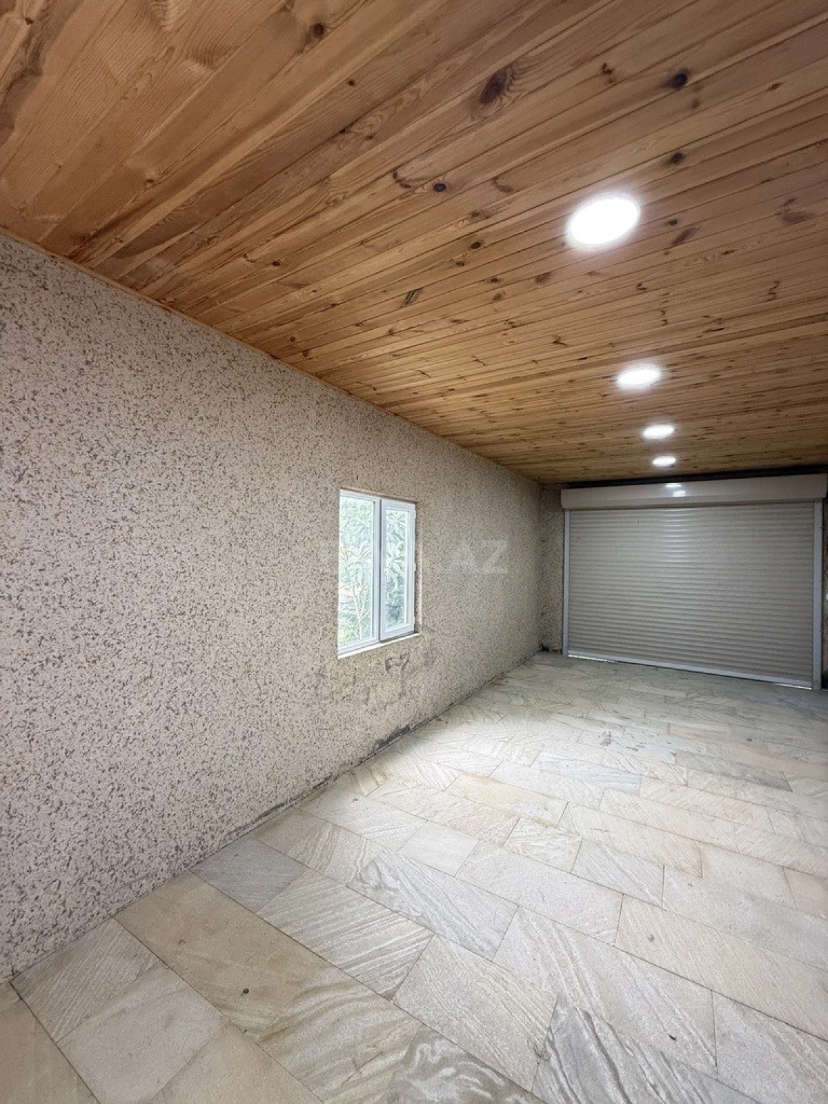 Satılır 5 otaqlı həyət evi 225 m²
