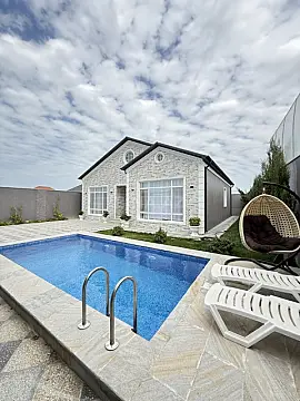 Satılır 4 otaqlı həyət evi 160 m²