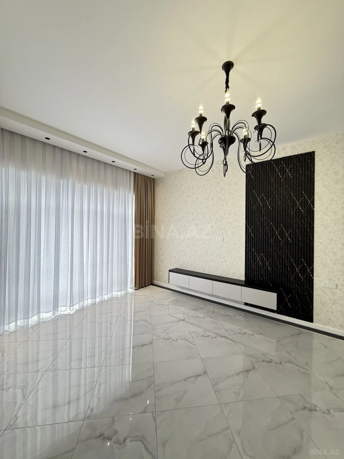 Satılır 4 otaqlı həyət evi 160 m²