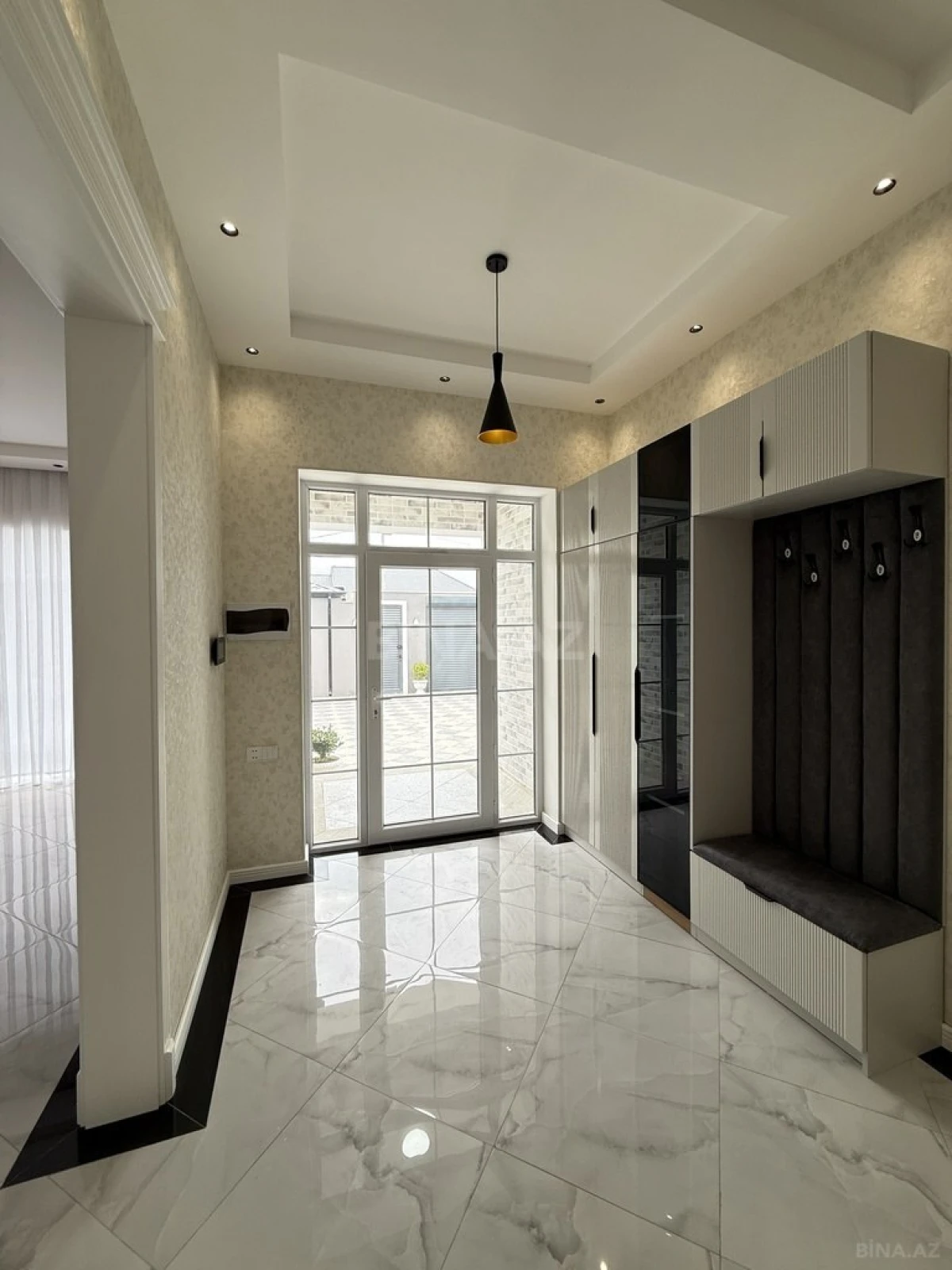 Satılır 4 otaqlı həyət evi 160 m²