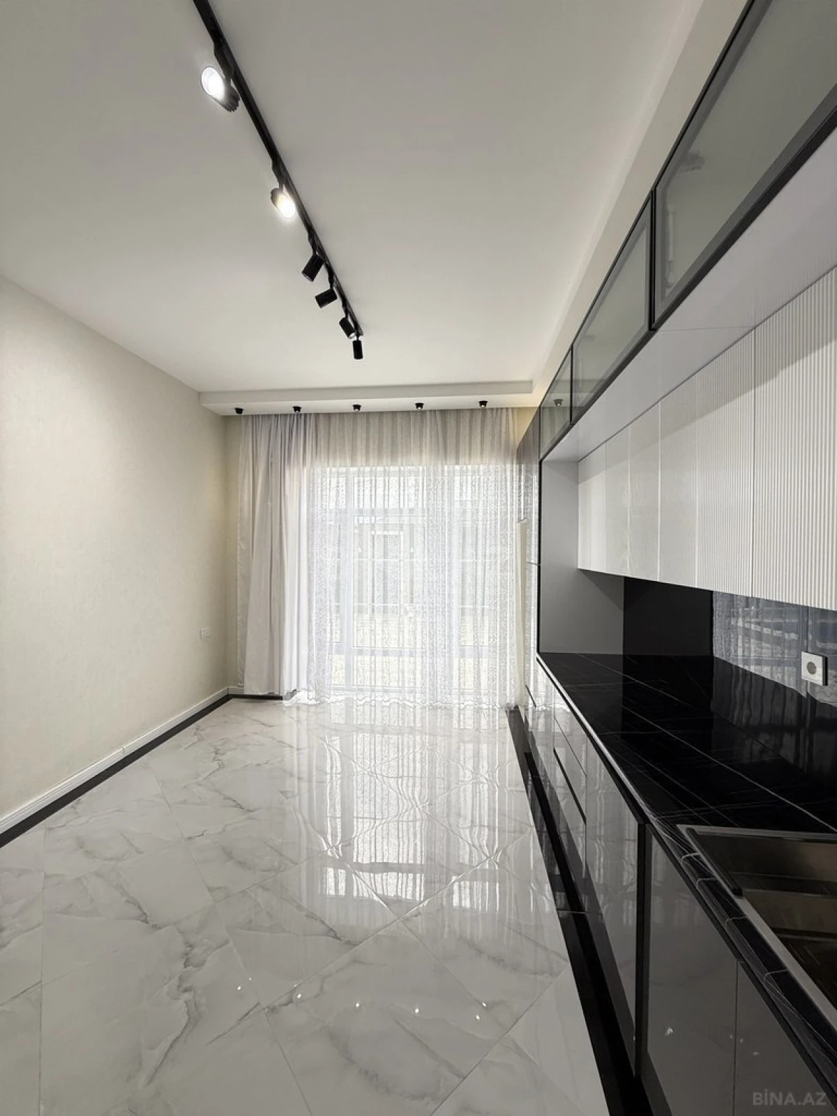 Satılır 4 otaqlı həyət evi 160 m²