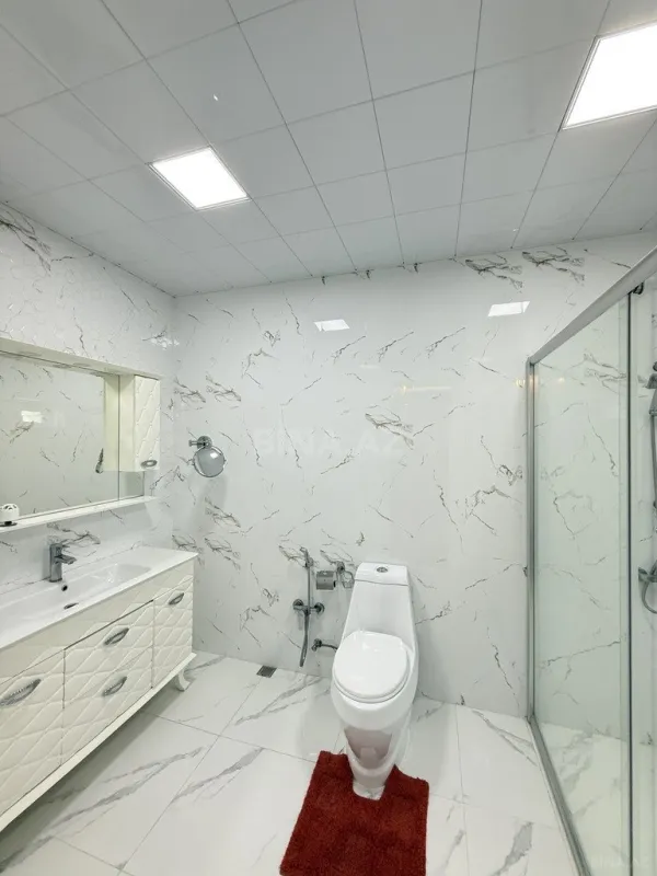 Satılır 5 otaqlı həyət evi 250 m²