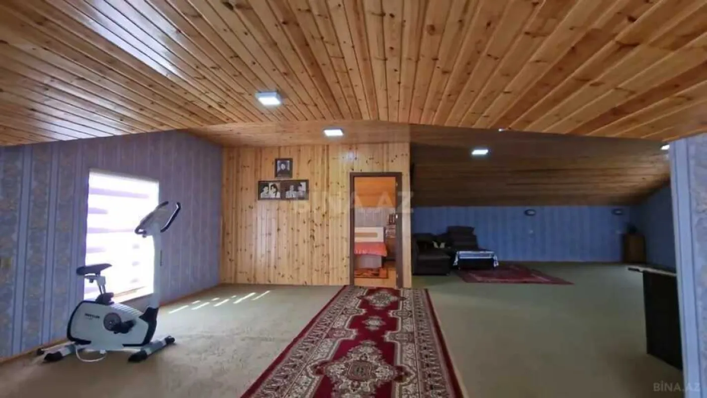 Satılır 5 otaqlı həyət evi 220 m²