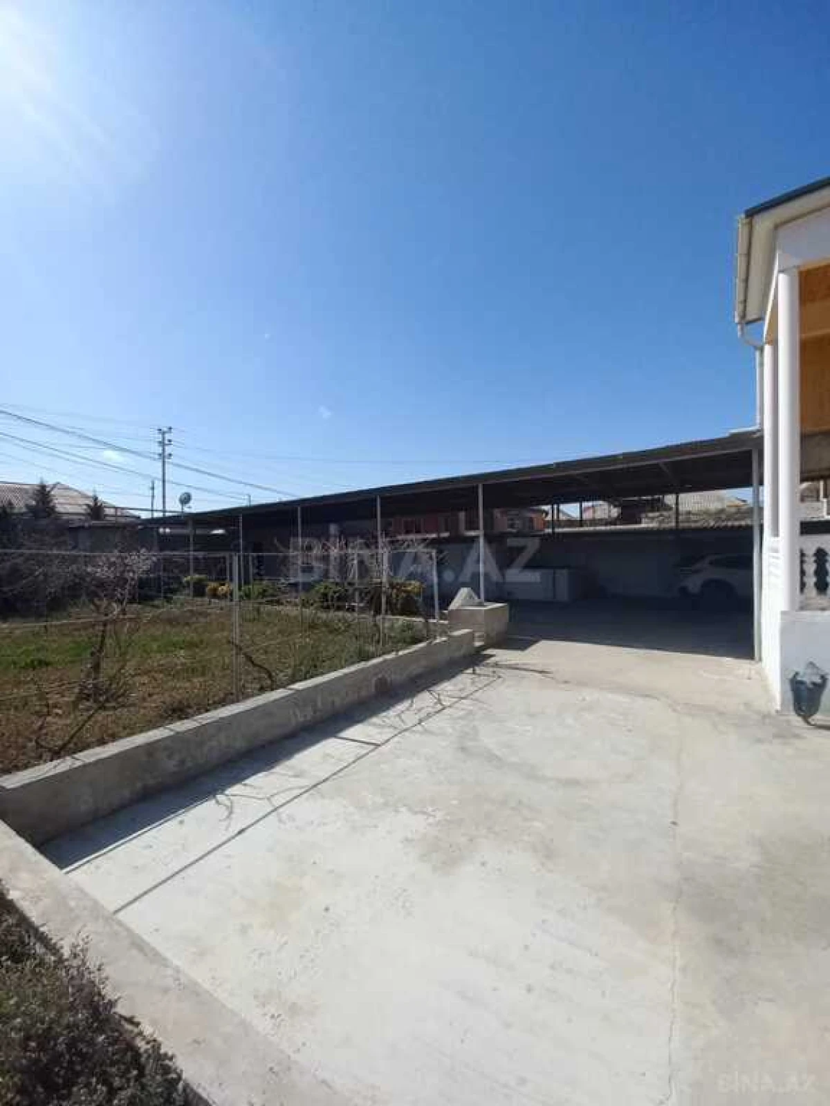 Satılır 5 otaqlı həyət evi 220 m²