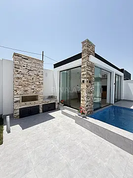 Satılır 4 otaqlı həyət evi 165 m²