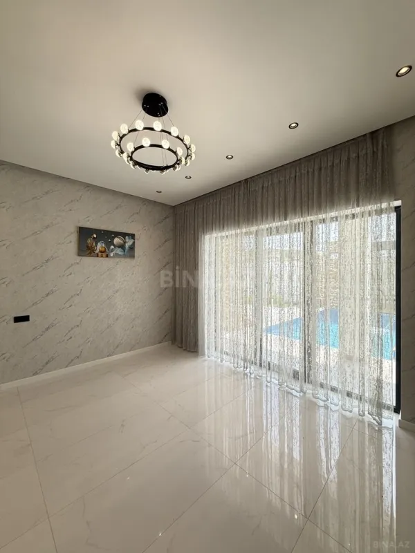 Satılır 4 otaqlı həyət evi 165 m²