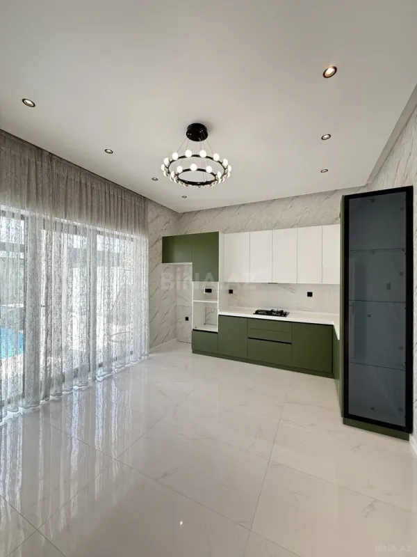 Satılır 4 otaqlı həyət evi 165 m²