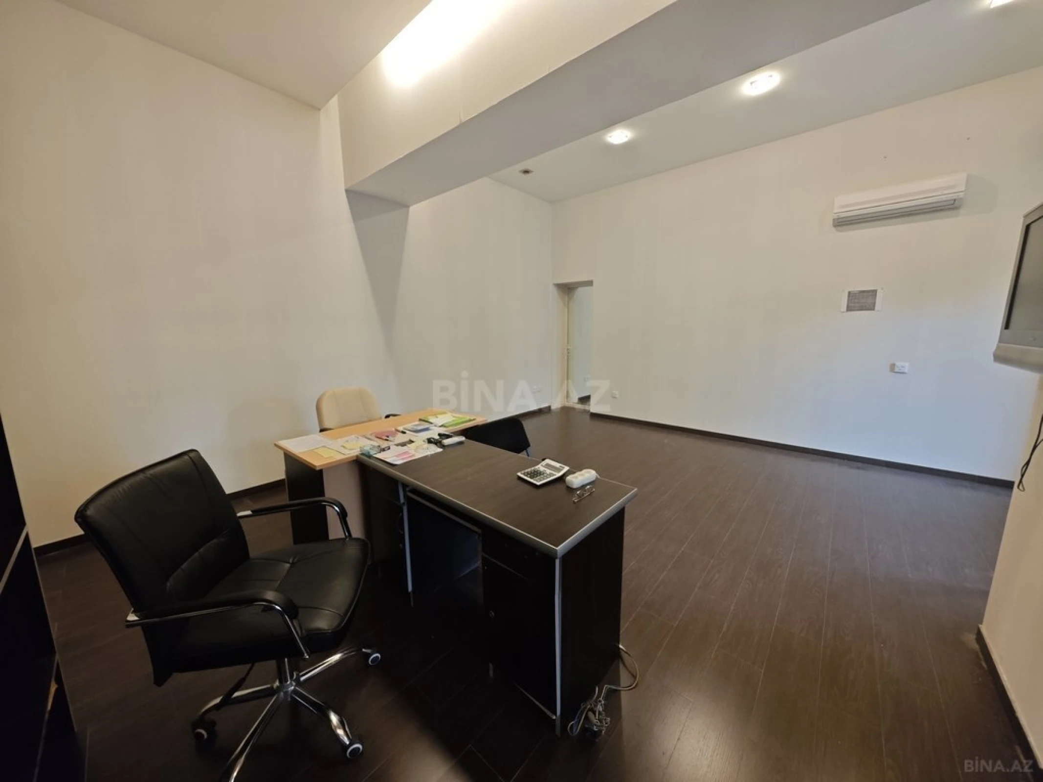 Satılır obyekt 530 m²