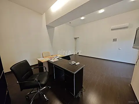 Satılır obyekt 530 m²