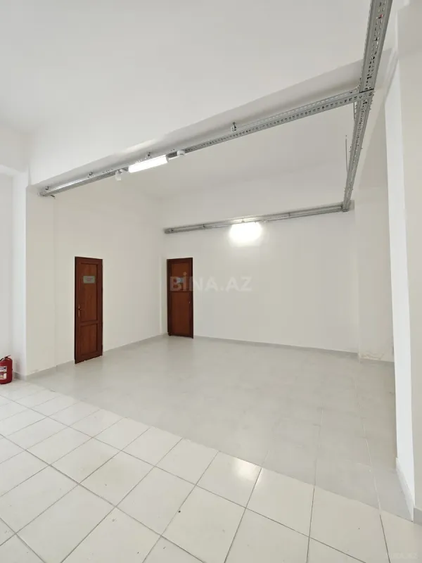 Satılır obyekt 530 m²