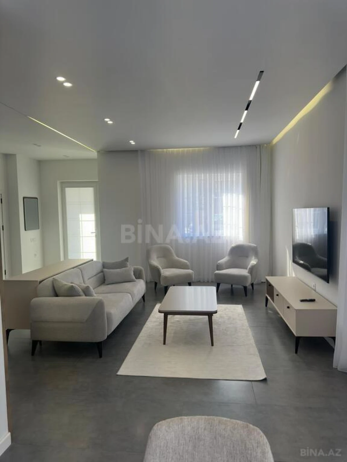 Kirayə verilir 4 otaqlı həyət evi 300 m²