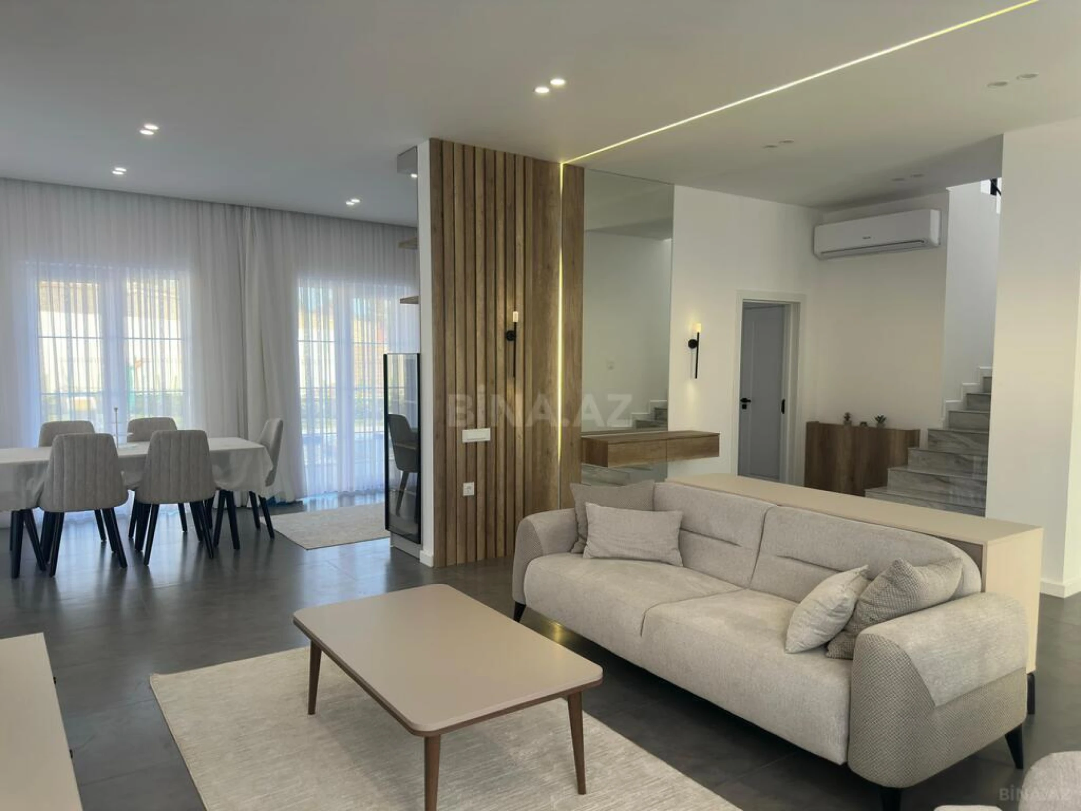 Kirayə verilir 4 otaqlı həyət evi 300 m²
