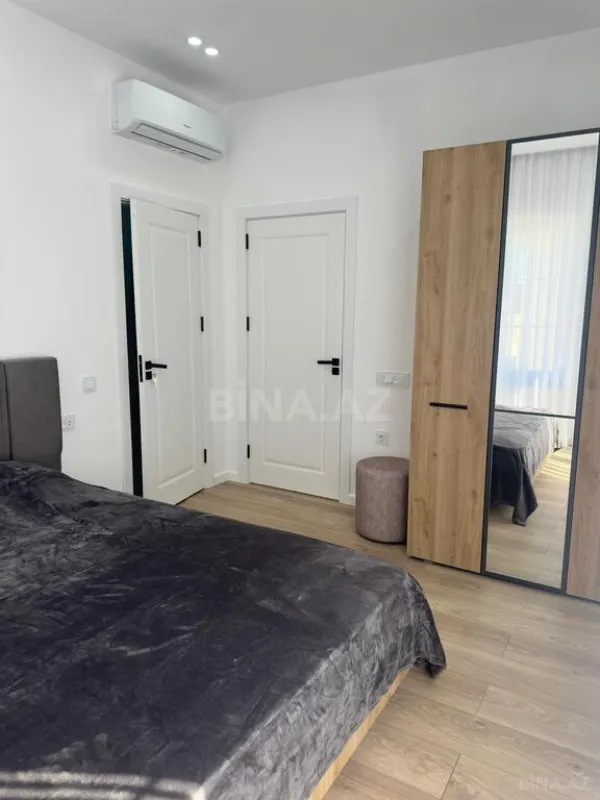 Kirayə verilir 4 otaqlı həyət evi 300 m²