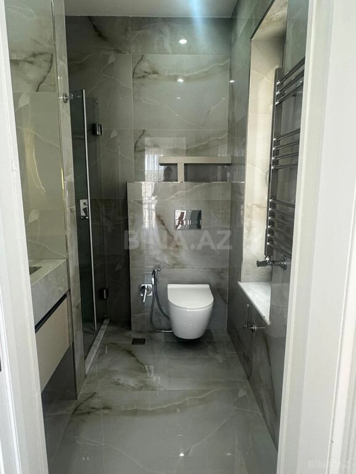 Kirayə verilir 4 otaqlı həyət evi 300 m²