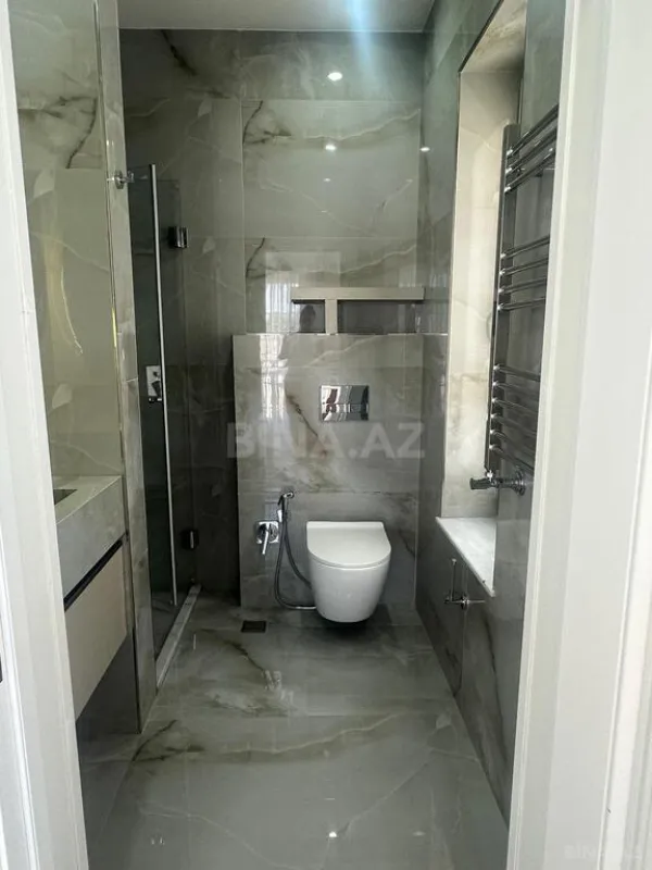 Kirayə verilir 4 otaqlı həyət evi 300 m²