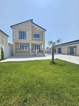 Satılır 5 otaqlı həyət evi 200 m²
