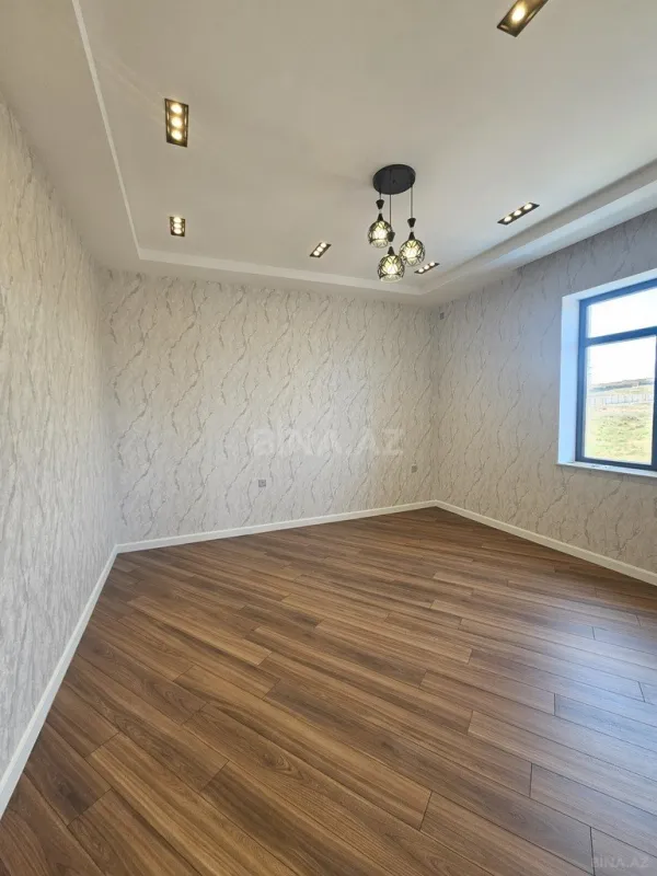Satılır 5 otaqlı həyət evi 200 m²