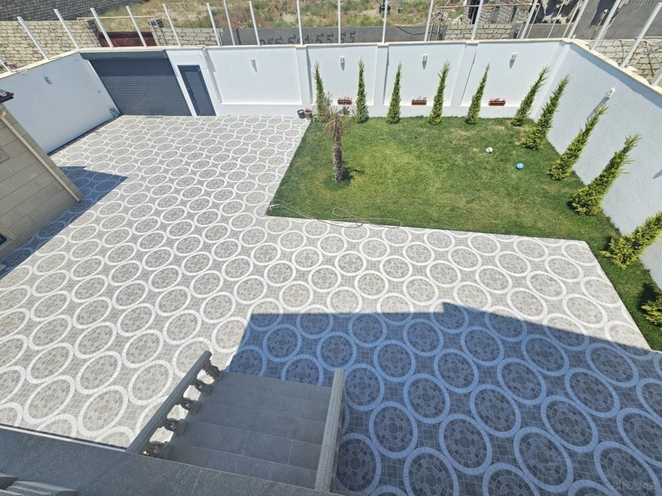 Satılır 5 otaqlı həyət evi 200 m²