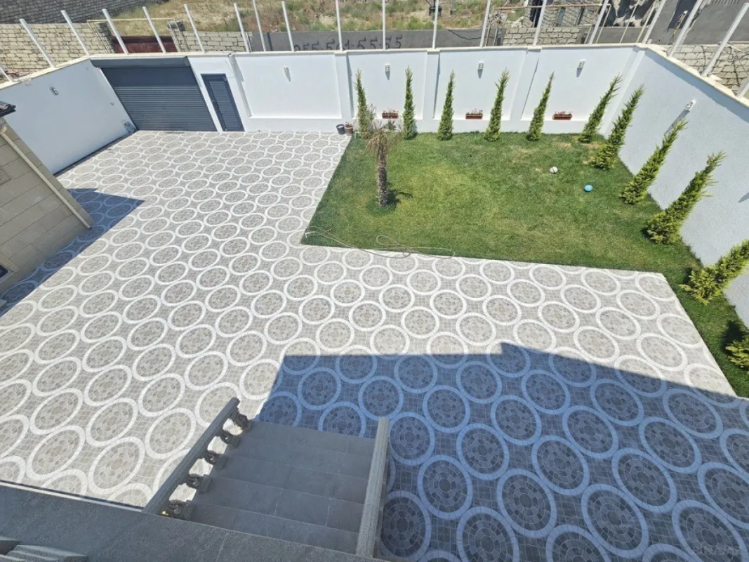 Satılır 5 otaqlı həyət evi 200 m²