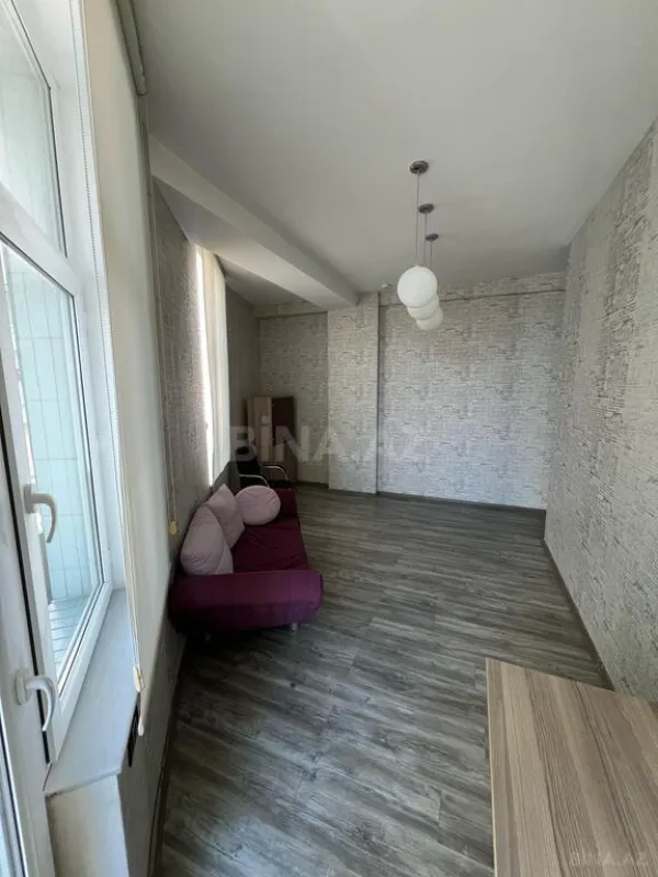 Kirayə verilir 4 otaqlı mənzil 220 m²