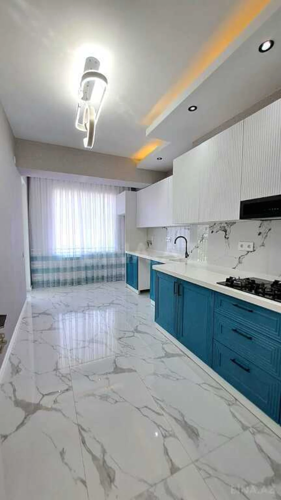 Satılır 2 otaqlı mənzil 80 m²