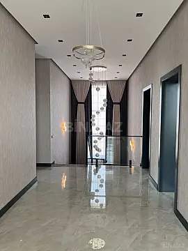Satılır 7 otaqlı həyət evi 450 m²