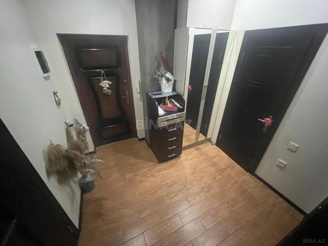 Satılır 2 otaqlı mənzil 56 m²
