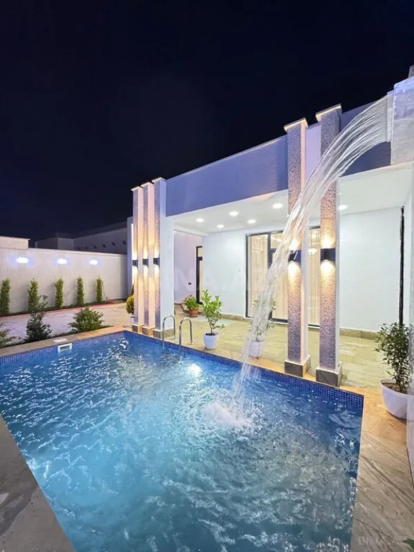 Satılır 4 otaqlı həyət evi 150 m²