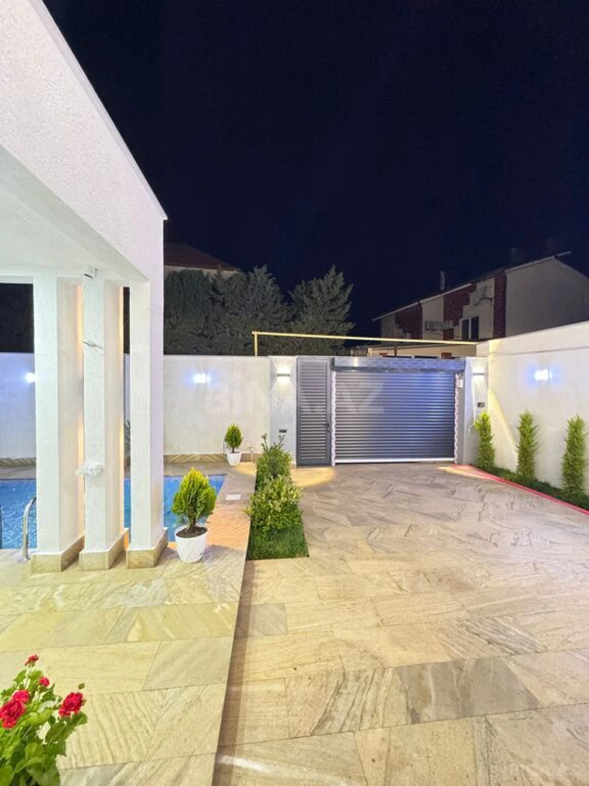 Satılır 4 otaqlı həyət evi 150 m²
