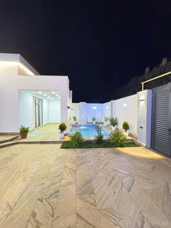 Satılır 4 otaqlı həyət evi 150 m²