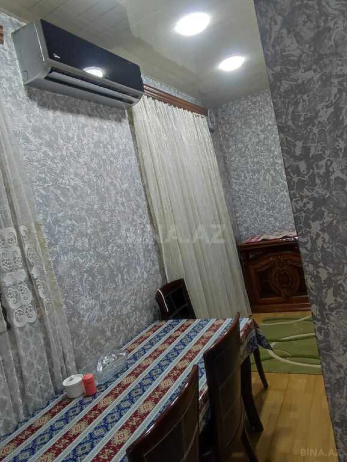 Kirayə verilir 2 otaqlı mənzil 60 m²