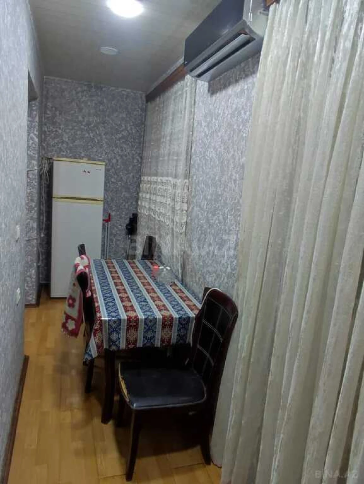 Kirayə verilir 2 otaqlı mənzil 60 m²