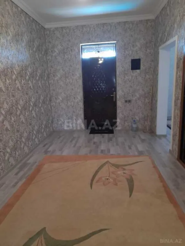 Satılır 4 otaqlı həyət evi 130 m²