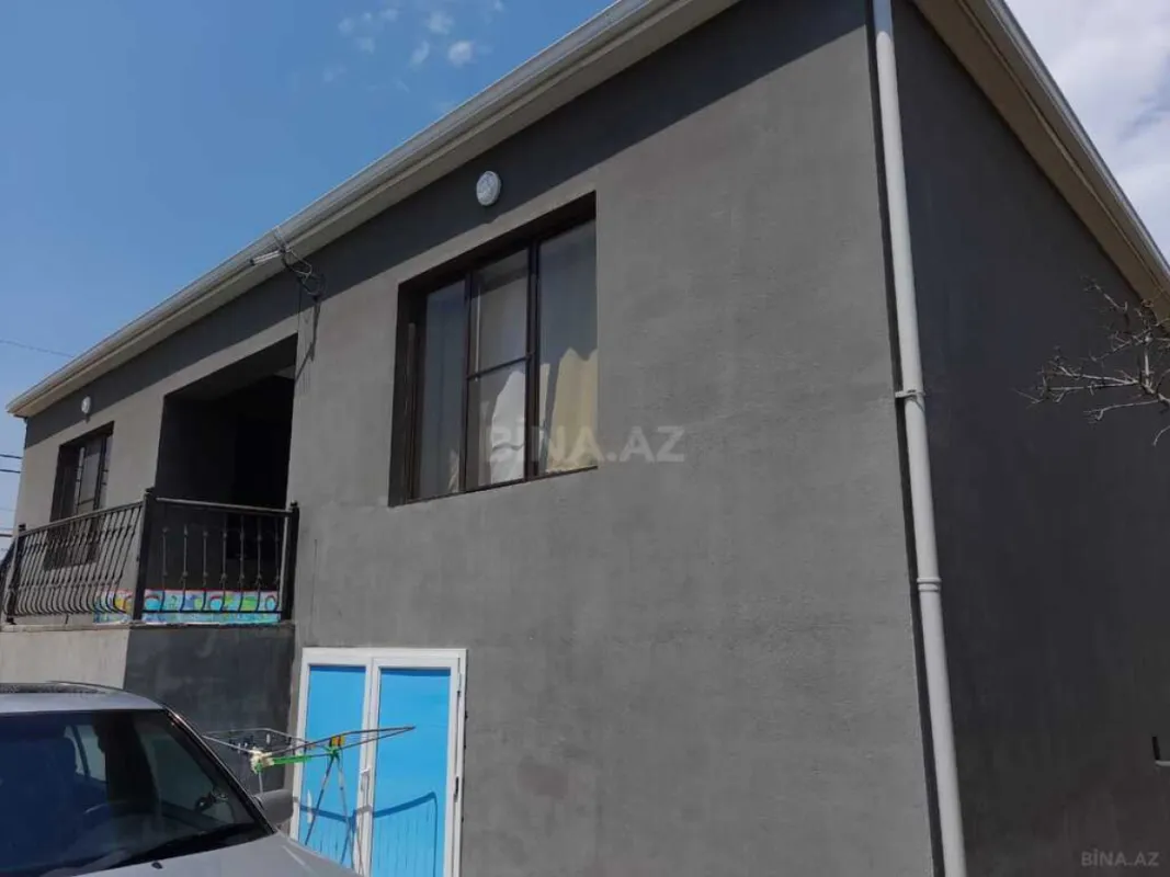 Satılır 4 otaqlı həyət evi 130 m²