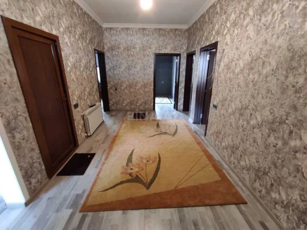 Satılır 4 otaqlı həyət evi 130 m²