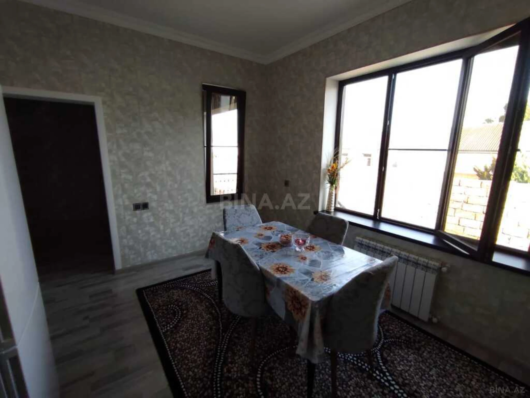 Satılır 4 otaqlı həyət evi 130 m²
