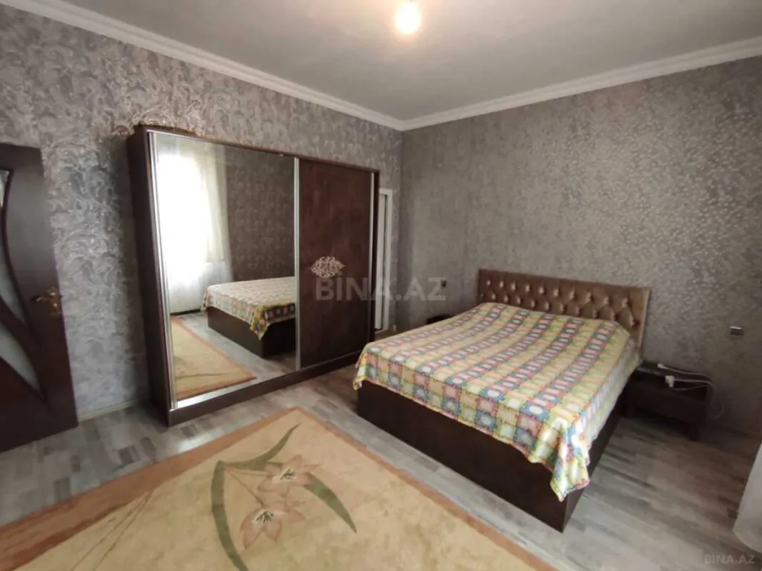 Satılır 4 otaqlı həyət evi 130 m²