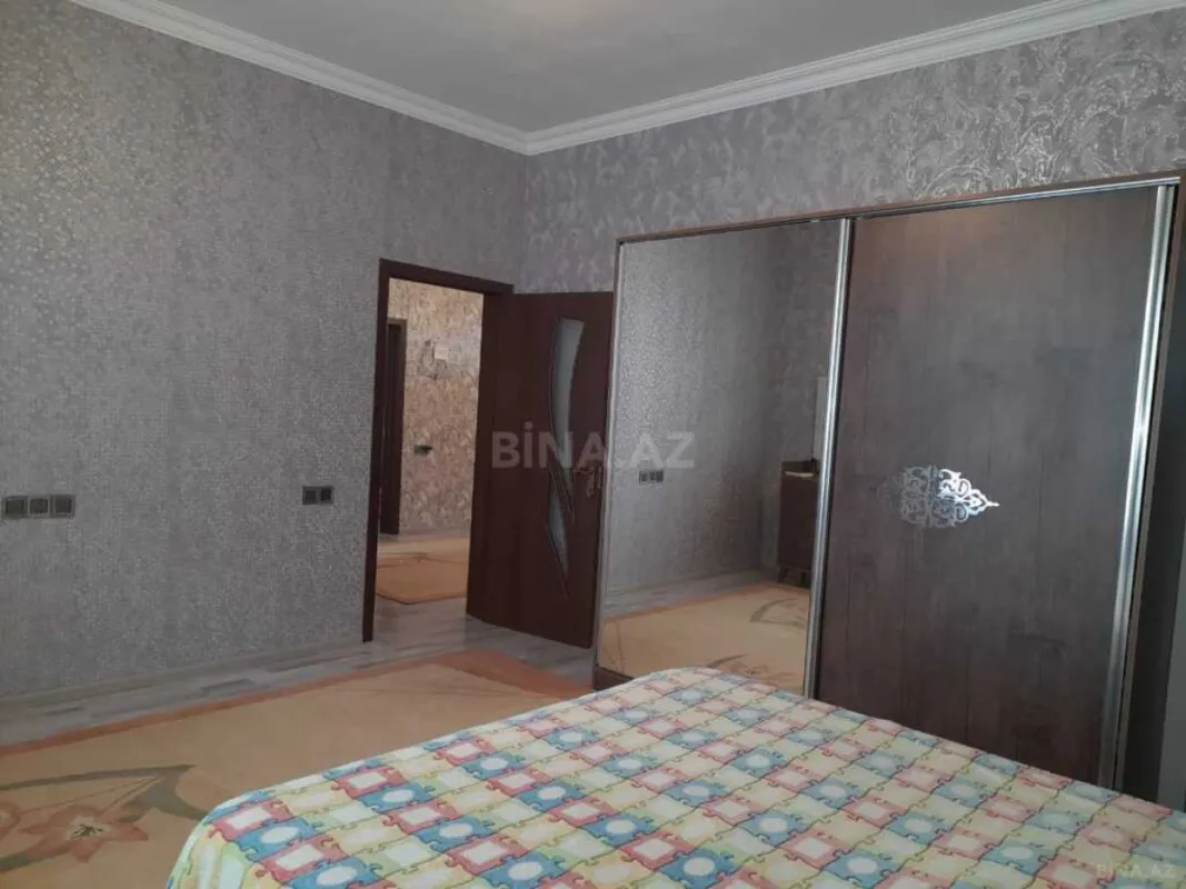 Satılır 4 otaqlı həyət evi 130 m²