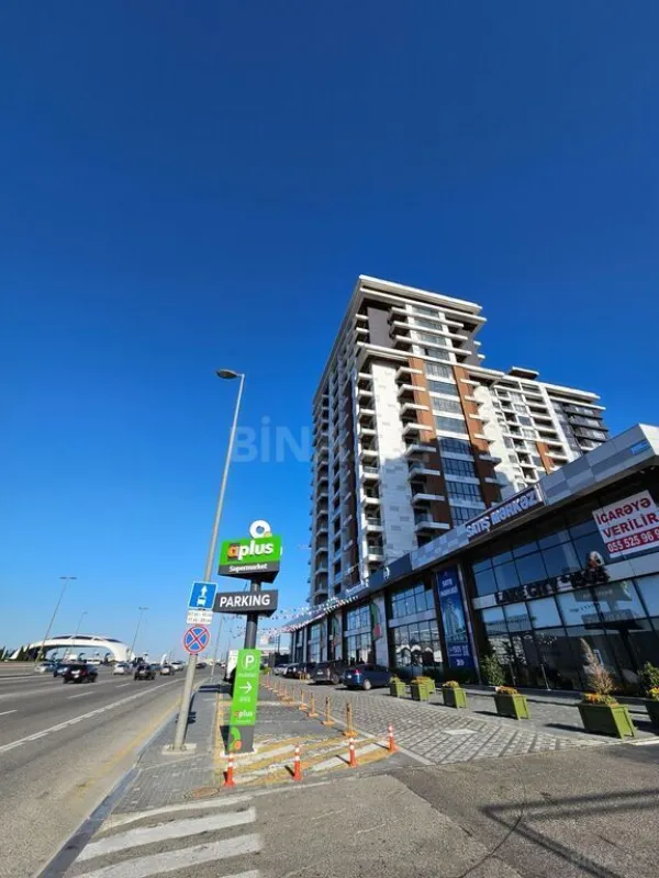 Satılır 3 otaqlı mənzil 130 m²