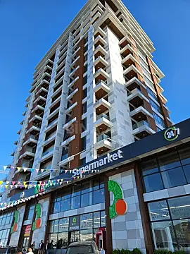 Satılır 3 otaqlı mənzil 130 m² — Bakı, Bakıxanov 3 otaq 130.00 m²