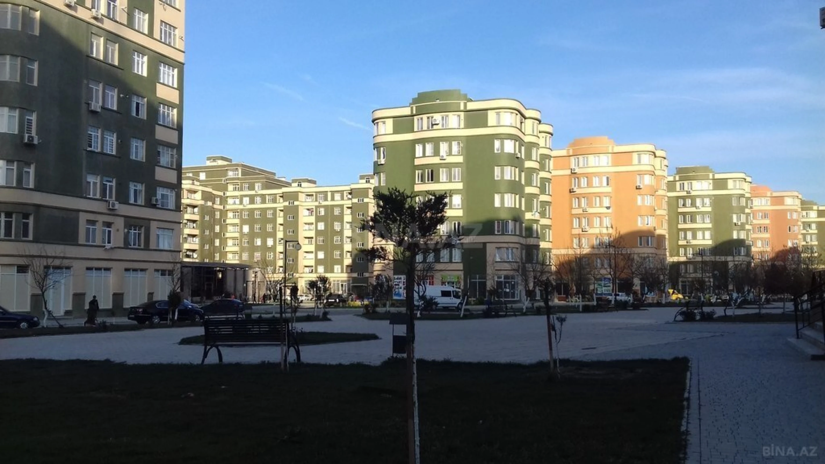 Satılır 4 otaqlı mənzil 87 m²