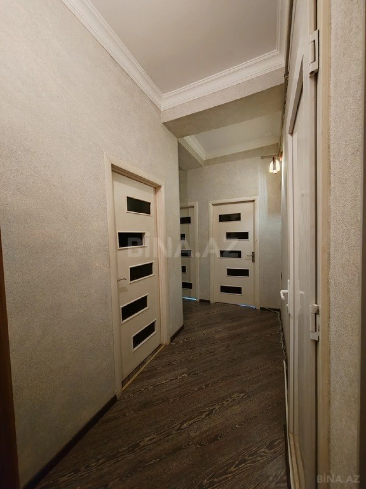 Satılır 4 otaqlı mənzil 87 m²